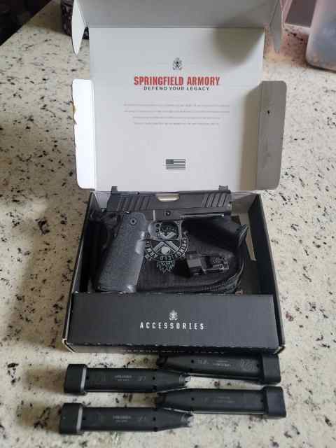 Springfield Prodigy 4.25 With Extras