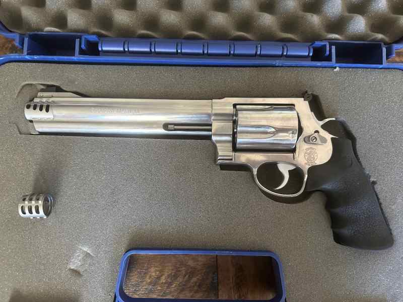 S&amp;W 500 MAGNUM REVOLVER