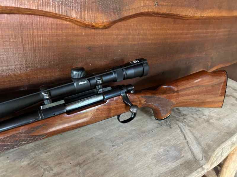 Left-handed Model 700 Remington 270. Win. cal