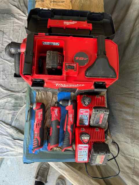 Milwaukee tools 