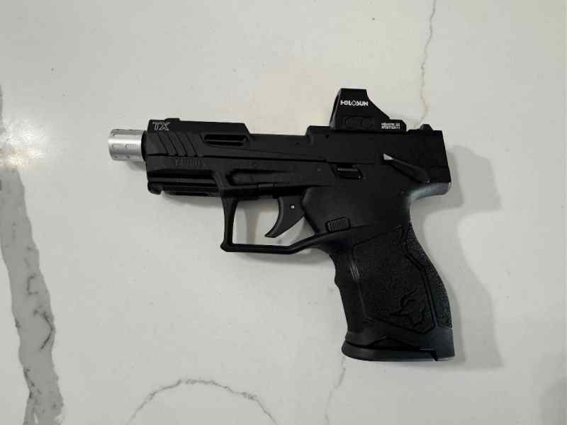 Taurus TX22 Compact 