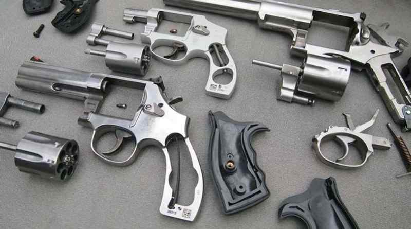 WTB broken/non functional revolvers 