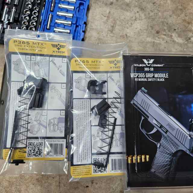 Wilson Combat P365 module and 2 Xtech 3rd exts