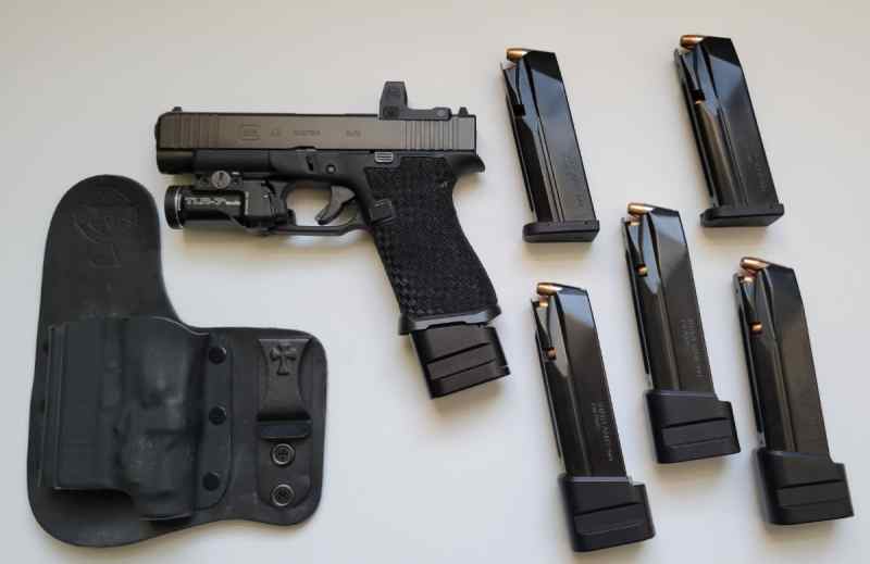 Glock 48 MOS + Shield Arms Mags
