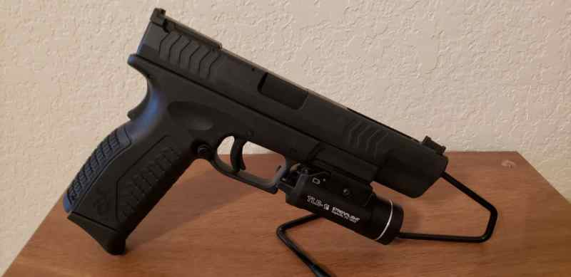 Springfield XDM 9mm 5.25 w/TLR-1 Streamlight