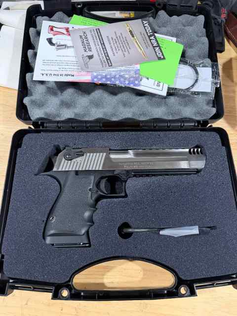 Desert eagle .50AE