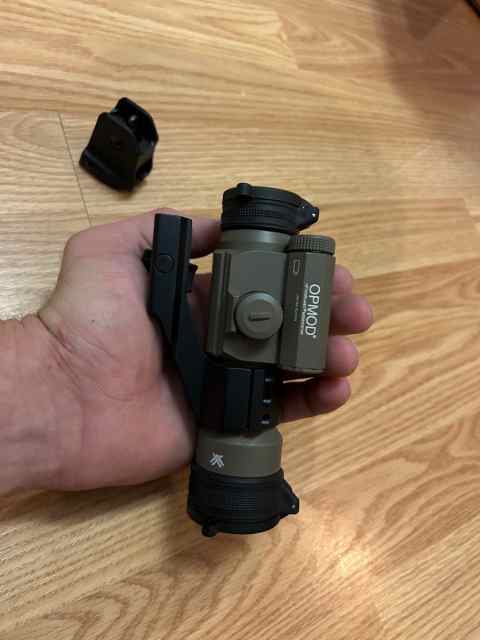 WTT Vortex strike fire 2 + DD rear sight (or Magpu