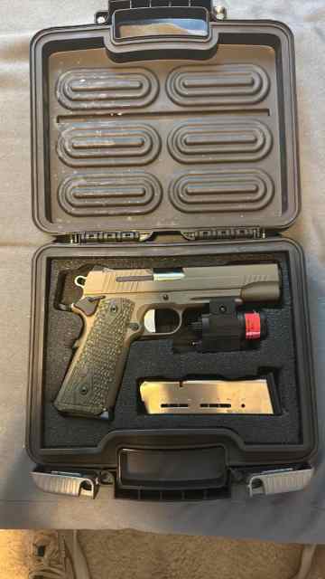 1911 Sig Sauer Emperor Scorpion (read description)