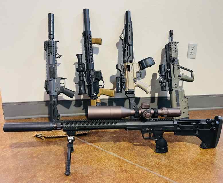*REDUCED* DESERT TECH SRS A1 308+300 WIN MAG+RAZOR