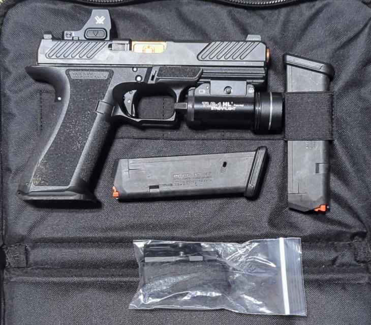 Shadow Systems DR920 Combat 9MM Glock 17