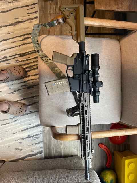 BCM/Geissele AR15 with 1-8 LPVO