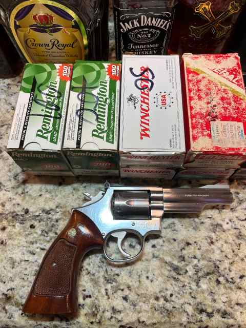 Smith &amp; Wesson 357 Magnum Model 66-2