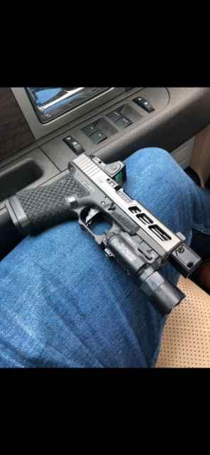 Custom Glock 19