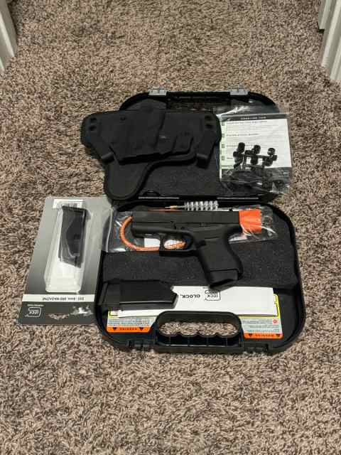 Glock G43 with Extras (NEW)