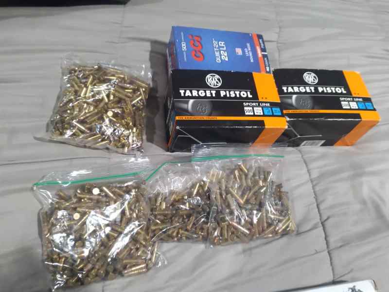 2200 rounds of 22lr up for trade 