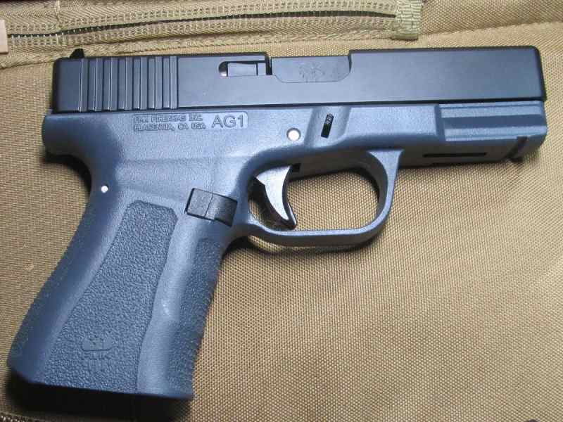 Glock 19 clone with extra's. IDES of March SALE!!!