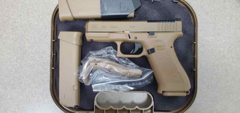 glock 19x mos all 1.jpg